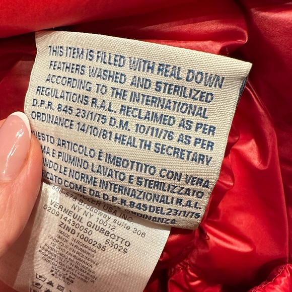 Puffy Jacket Moncler. Vintage 🔥. Red hoodie with 100% down. - Picture 6 of 10